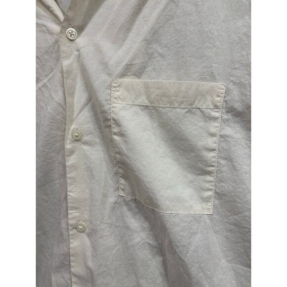 *LAST CHANCE ITEM* 5/$15 Cream SS Button Up - H&M - L - Picture 2 of 5
